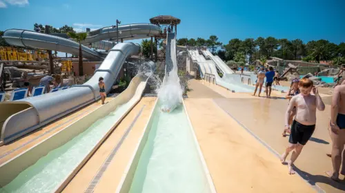 Campsite Le Vieux Port - Messanges, Nouvelle-Aquitaine, Southern France