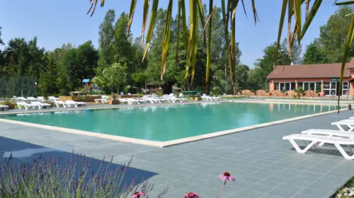 Campsite Les 3 Lacs du Soleil - Trept, Rhône-Alpes, France