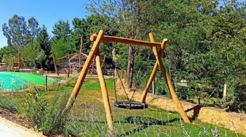 Campsite Les Charmes - Saint-André-d'Allas, Dordogne, France