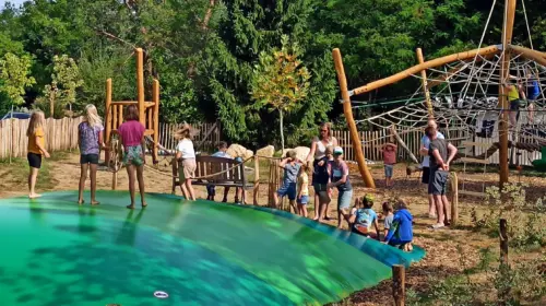 Campsite Les Charmes - Saint-André-d'Allas, Dordogne, France